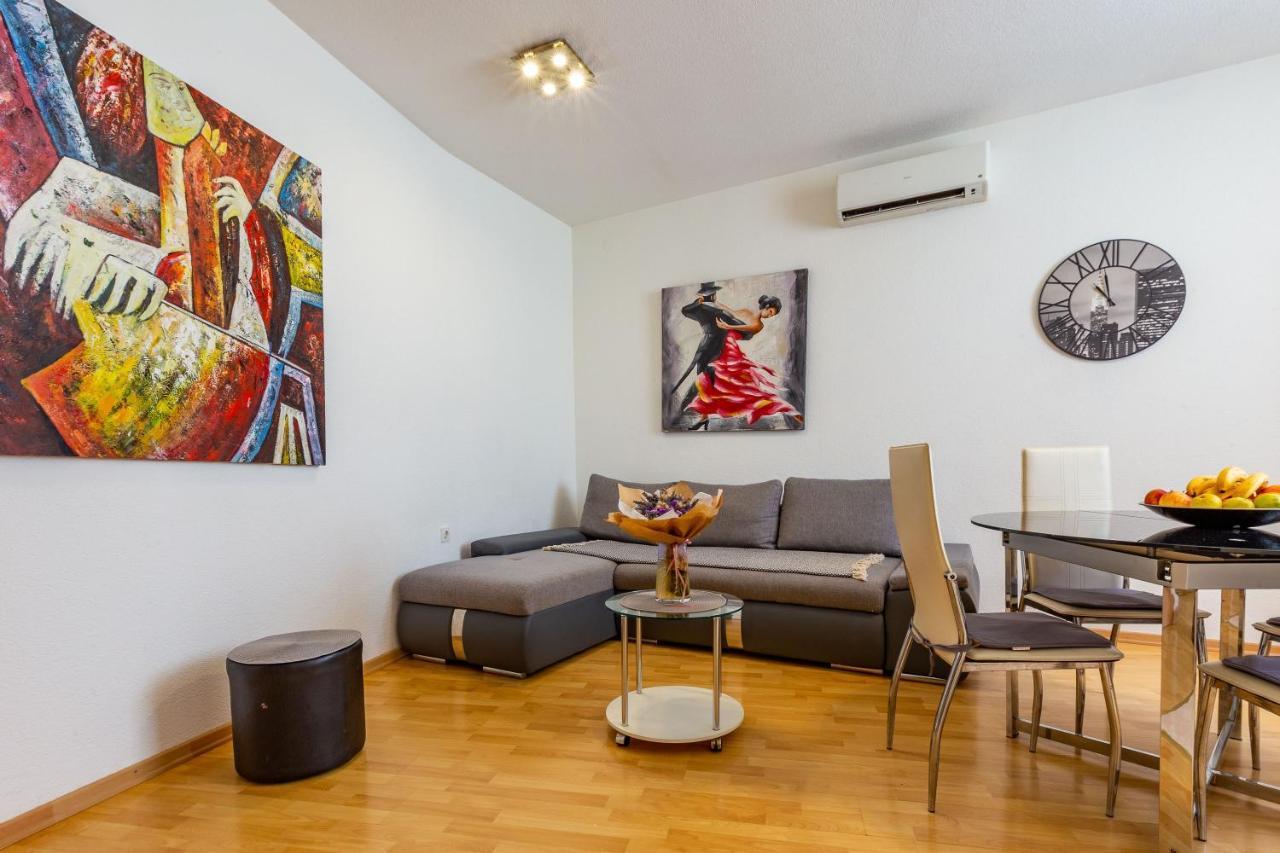 Vale Apartment With Balcony Zadar Exterior foto