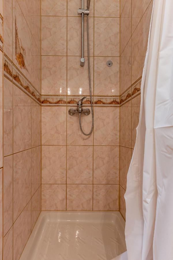 Vale Apartment With Balcony Zadar Exterior foto